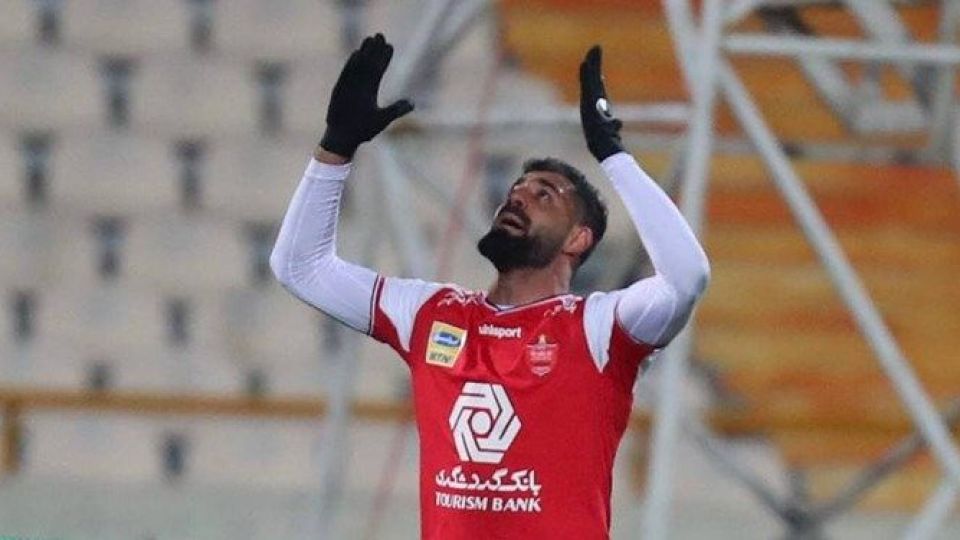 ادعای استاد الدوحه: الاهلی با مدافع پرسپولیس قرارداد امضا کرد+عکس