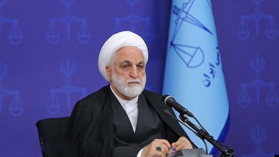 رئیس قوه قضاییه: نیروی انتظامی در تعیین جرایم قابل‌گذشت، دستگاه قضایی را یاری دهد