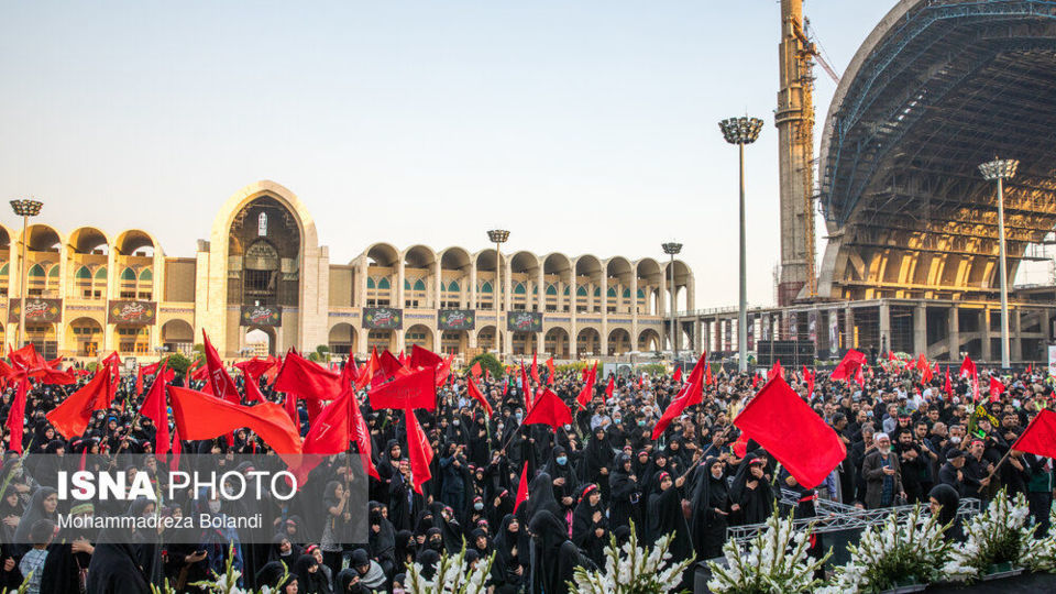 آیین بدرقه خادمان و زائران راهپیمایی اربعین