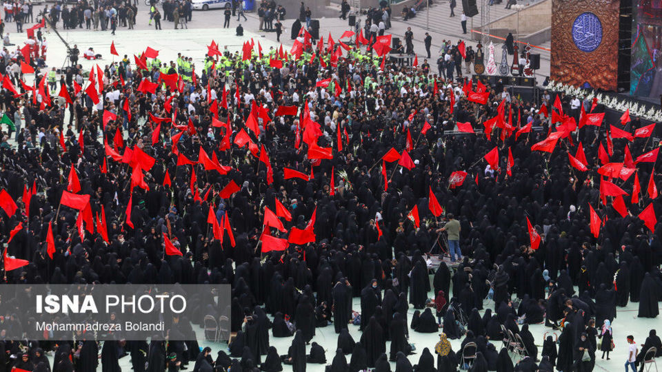 آیین بدرقه خادمان و زائران راهپیمایی اربعین