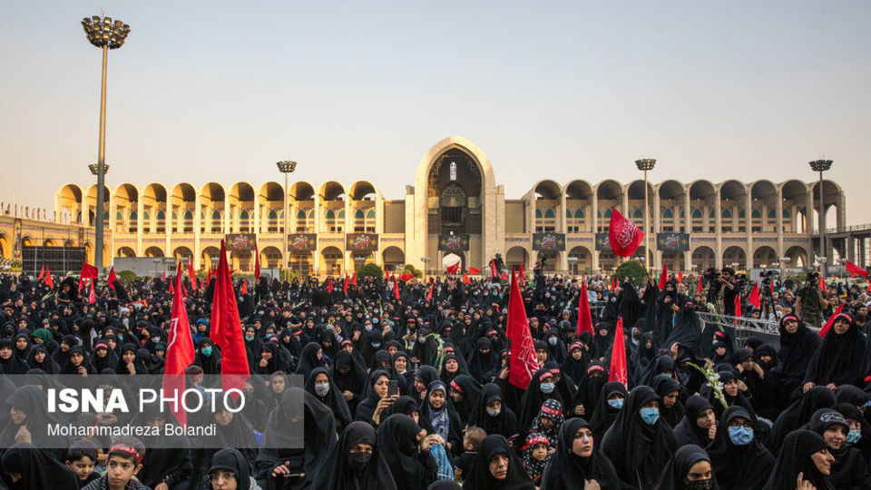 آیین بدرقه خادمان و زائران راهپیمایی اربعین