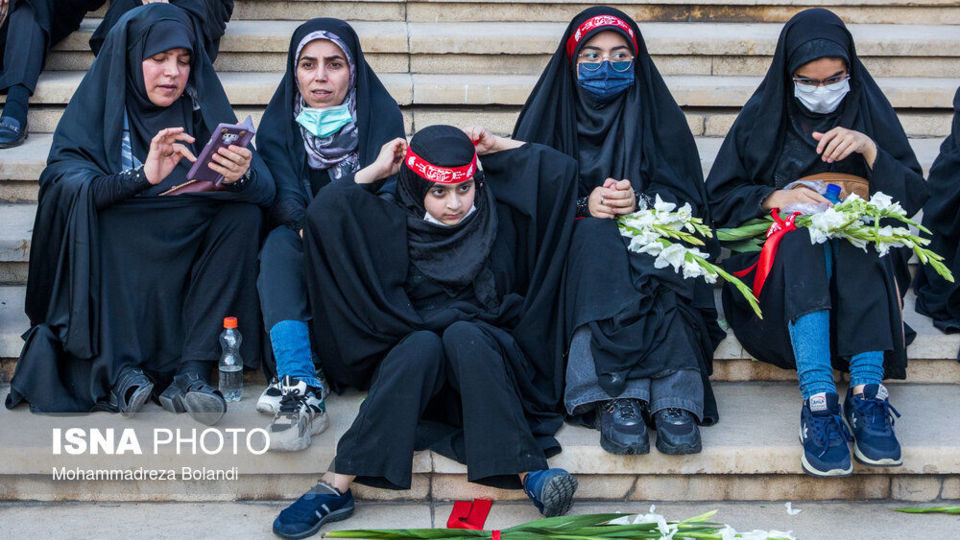 آیین بدرقه خادمان و زائران راهپیمایی اربعین