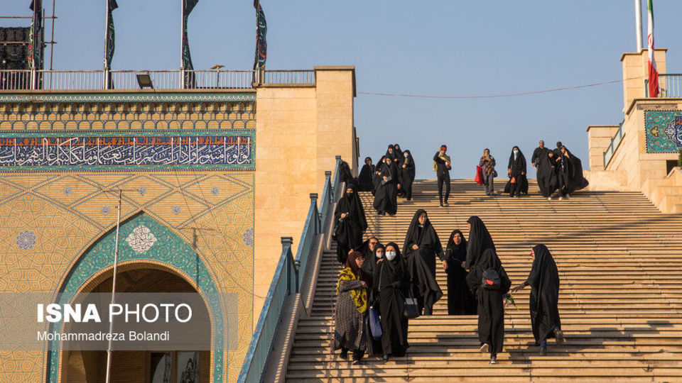 آیین بدرقه خادمان و زائران راهپیمایی اربعین