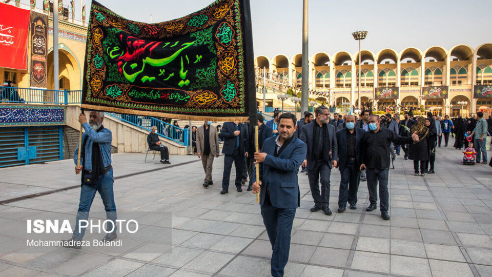 آیین بدرقه خادمان و زائران راهپیمایی اربعین