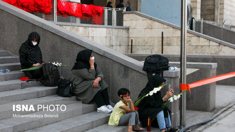 آیین بدرقه خادمان و زائران راهپیمایی اربعین