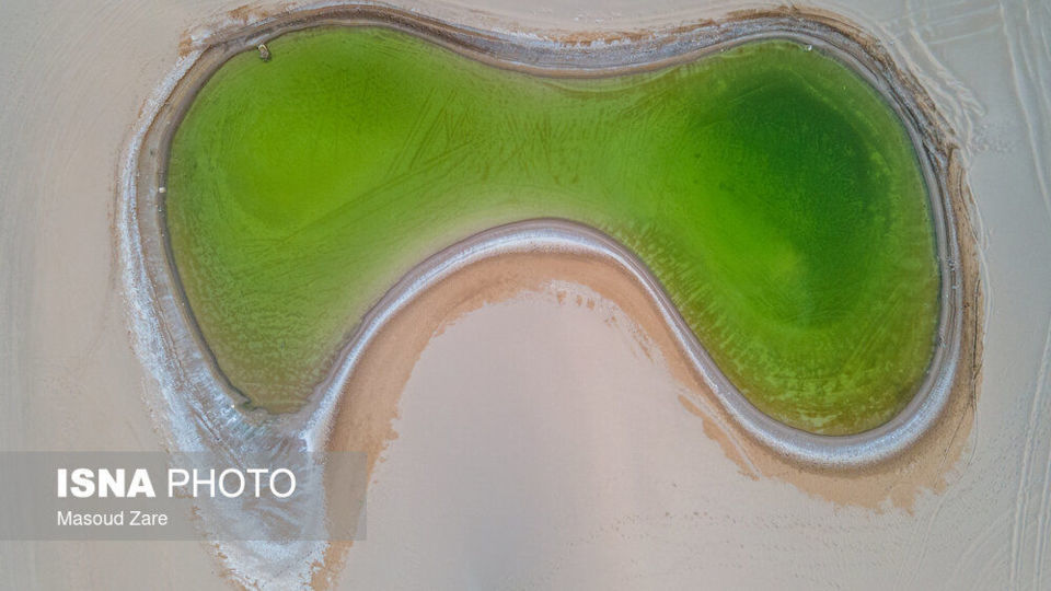 جاذبهای غیر طبیعی در دل کویر جاذبهای غیر طبیعی در دل کویر