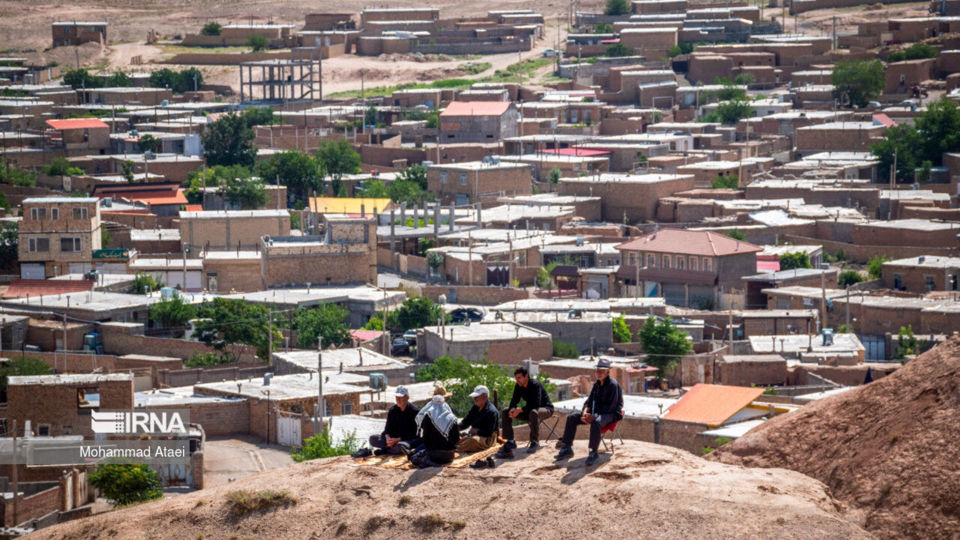 تعزیه عصر عاشورا در روستای رجعین