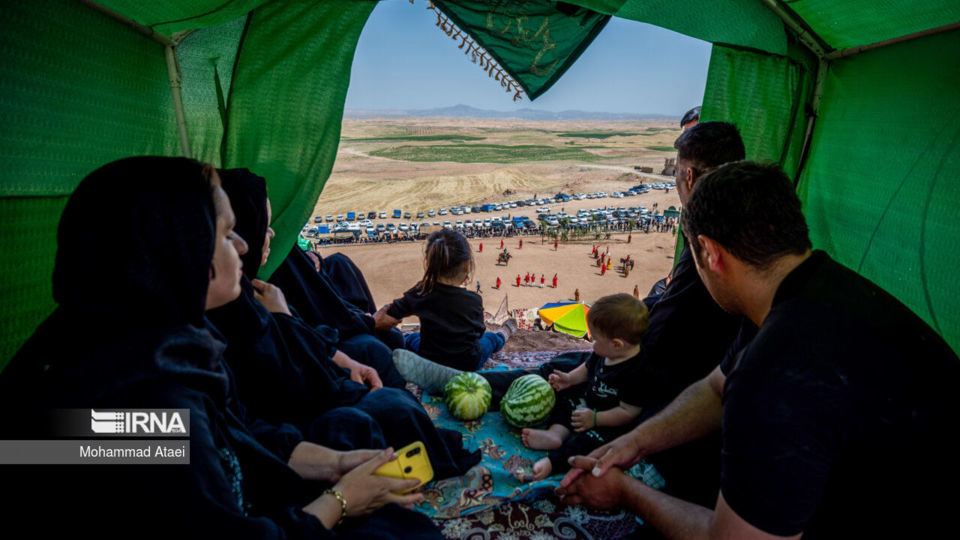 تعزیه عصر عاشورا در روستای رجعین