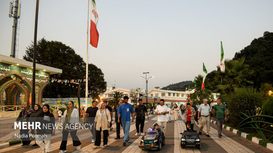 مسافران تابستانی لاهیجان