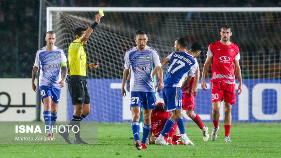 مسابقه فوتبال پرسپولیس ایران - پاختاکور ازبکستان