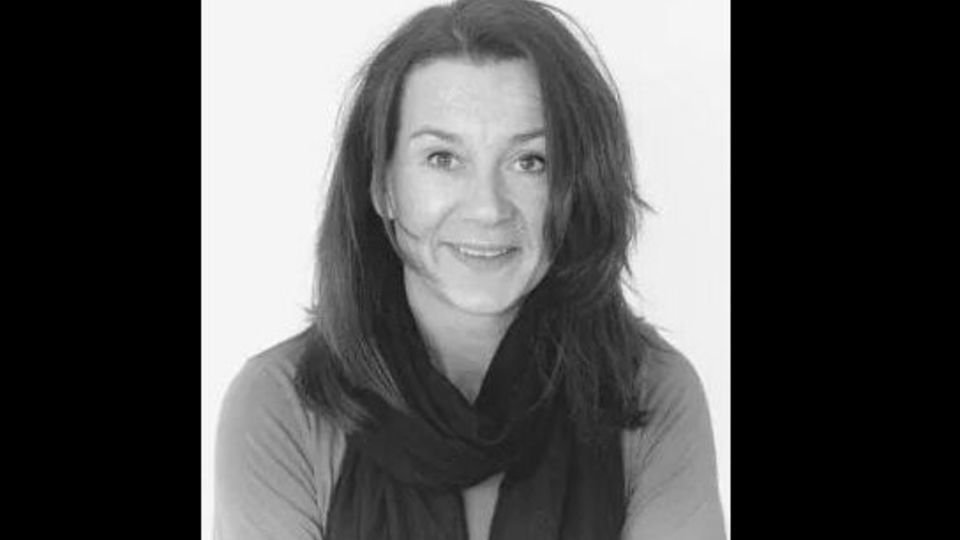 قتل نویسنده پرفروش قتل نویسنده پرفروش