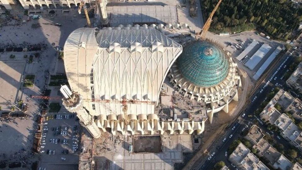 درهای مصلی تهران از ساعت ۶ صبح شنبه به روی مردم باز می شود درهای مصلی تهران از ساعت ۶ صبح شنبه به روی مردم باز می شود