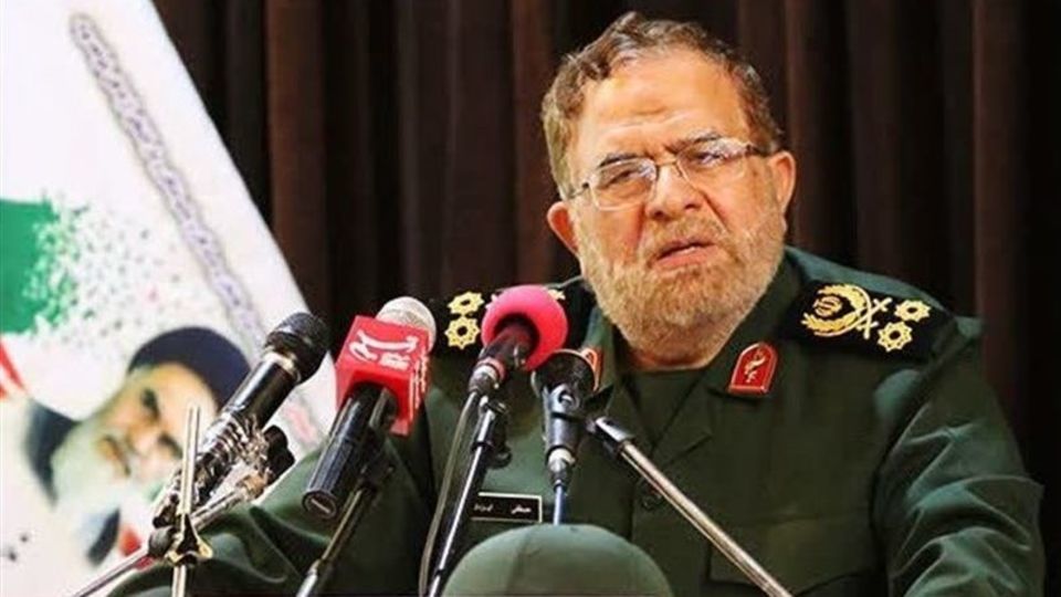 سرلشکر ایزدی: سپاه و ارتش آماده دفاع از تنگه هرمز هستند سرلشکر ایزدی: سپاه و ارتش آماده دفاع از تنگه هرمز هستند