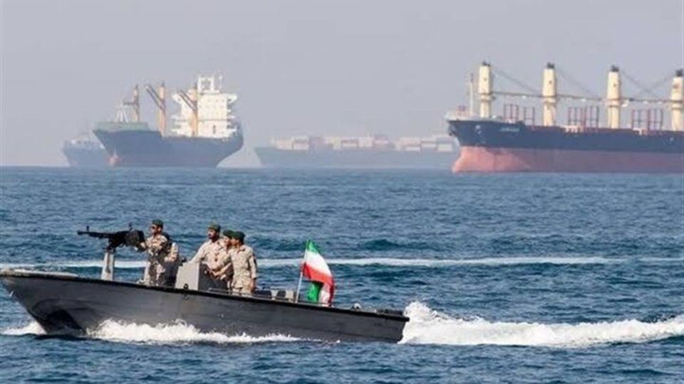 تیغ مسدودی تنگه هرمز به گلوی بازار فیزیکی نفت تیغ مسدودی تنگه هرمز به گلوی بازار فیزیکی نفت