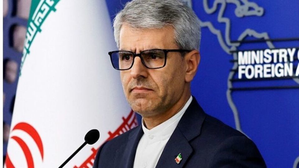 بقائی: رئیسجمهور فردا به ارمنستان میرود/ عراقچی شنبه عازم بغداد است بقائی: رئیسجمهور فردا به ارمنستان میرود/ عراقچی شنبه عازم بغداد است