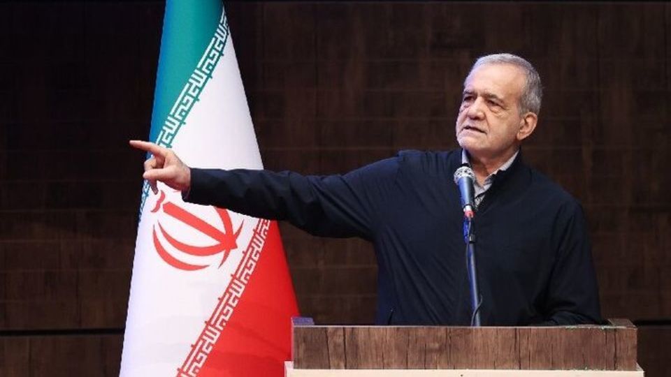 پزشکیان: ایران باید به جایگاهی برسد که دشمنان جرئت تعرض نداشته باشند پزشکیان: ایران باید به جایگاهی برسد که دشمنان جرئت تعرض نداشته باشند