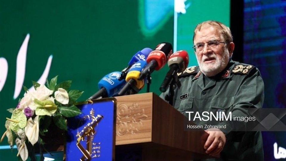سرلشکر ایزدی: اروپاییها از ایستادگی ایران مقابل آمریکا شگفتزدهاند سرلشکر ایزدی: اروپاییها از ایستادگی ایران مقابل آمریکا شگفتزدهاند