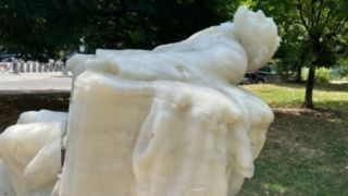 گرما، مجسمه «لینکلن» را در آمریکا ذوب کرد