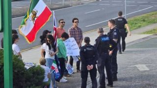 حمله اوباش به رای‌دهندگان ایرانی در استرالیا و دخالت پلیس