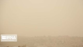 آلودگی هوا ادارات استان مرکزی را در روز دوشنبه تعطیل کرد