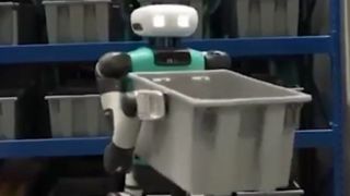 ربات‌ها شغل کارگران شرکت آمازون را تصاحب کردند