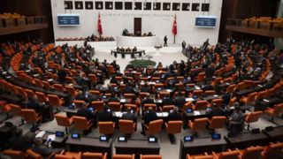 نمایندگان پارلمان ترکیه در صدد لغو تابعیت دوگانه ترک - اسرائیل هستند