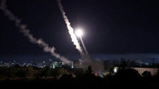 تصاویری از لحظه شلیک موشک کروز به سمت حیفا