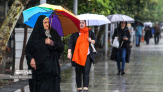 امروز؛ رگبار باران و رعد و برق در تهران و ۱۵ استان