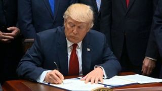 ترامپ: فردا دستور توقف ممنوعیت «تیکتاک» را صادر میکنم ترامپ: فردا دستور توقف ممنوعیت «تیکتاک» را صادر میکنم