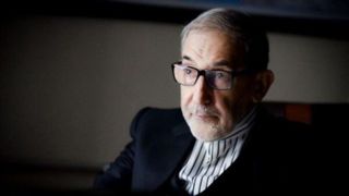 تقدیر ولایتی از سخنان پزشکیان در جشن ۲۲ بهمن تقدیر ولایتی از سخنان پزشکیان در جشن ۲۲ بهمن