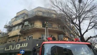 حادثه آتشسوزی مغازهای در خیابان جمهوری و نجات ۱۵ نفر حادثه آتشسوزی مغازهای در خیابان جمهوری و نجات ۱۵ نفر