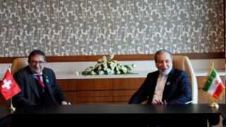 عراقچی: ایران زبان تهدید و فشار را برنمیتابد عراقچی: ایران زبان تهدید و فشار را برنمیتابد