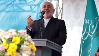 ظریف: کسی نمیتواند یک ایرانی را تهدید یا تحقیر کند/ مردم ایران از هیچ، هنر، زیبایی و اقتصاد میآفرینند ظریف: کسی نمیتواند یک ایرانی را تهدید یا تحقیر کند/ مردم ایران از هیچ، هنر، زیبایی و اقتصاد میآفرینند