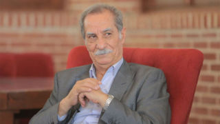 سیاوش طهمورث: بازیگران جوان از ایفای نقش مقابل من واهمه دارند سیاوش طهمورث: بازیگران جوان از ایفای نقش مقابل من واهمه دارند