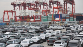 واردکنندگان خودرو خطاب به رئیس جمهور: جلوی گرانی را بگیرید! واردکنندگان خودرو خطاب به رئیس جمهور: جلوی گرانی را بگیرید!