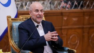 قالیباف: ارز واردات خودرو مجددا به ۳ میلیارد دلار افزایش پیدا کرد قالیباف: ارز واردات خودرو مجددا به ۳ میلیارد دلار افزایش پیدا کرد