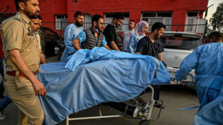 تیراندازی مرگبار به گردشگران در کشمیر هند با ۳۴ کشته و زخمی تیراندازی مرگبار به گردشگران در کشمیر هند با ۳۴ کشته و زخمی