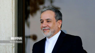 عراقچی: رضایتمندی خبرگان رهبری از عملکرد وزارت خارجه، سرمایه ما است عراقچی: رضایتمندی خبرگان رهبری از عملکرد وزارت خارجه، سرمایه ما است