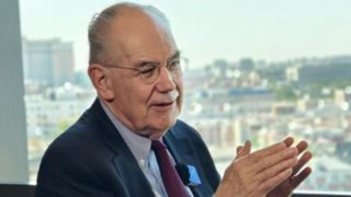 دانشمند آمریکایی: ترامپ باید کودن باشد که بخواهد ایران را بمباران کند/ این اتفاق، پیامدهای سنگینی برای او خواهد داشت دانشمند آمریکایی: ترامپ باید کودن باشد که بخواهد ایران را بمباران کند/ این اتفاق، پیامدهای سنگینی برای او خواهد داشت