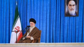 پیشرفت، امنیت و رفاه با ادامه مسیر عقلانیت امام خمینی(ره)/ صنعت هستهای ملت ایران ربطی به آمریکا ندارد پیشرفت، امنیت و رفاه با ادامه مسیر عقلانیت امام خمینی(ره)/ صنعت هستهای ملت ایران ربطی به آمریکا ندارد