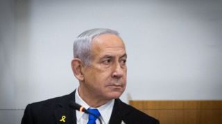 هاآرتص: نتانیاهو زیاد حرف میزند؛ اسرائیل نمیتواند به ایران حمله کند هاآرتص: نتانیاهو زیاد حرف میزند؛ اسرائیل نمیتواند به ایران حمله کند