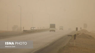 تعطیلی کرمان، زرند و شهداد به دلیل شدت ریزگردها تعطیلی کرمان، زرند و شهداد به دلیل شدت ریزگردها