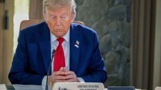 بلوف ترامپ در صادرات نفت ایران به چین بلوف ترامپ در صادرات نفت ایران به چین