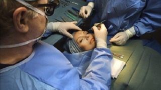 ابطال مصوبه وزارت بهداشت درباره ممنوعیت عمل جراحی زیبایی توسط پزشکان عمومی ابطال مصوبه وزارت بهداشت درباره ممنوعیت عمل جراحی زیبایی توسط پزشکان عمومی