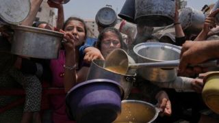 رئیس کمیته بینالمللی نجات: ساکنان غزه در حال مرگ بر اثر گرسنگی هستند رئیس کمیته بینالمللی نجات: ساکنان غزه در حال مرگ بر اثر گرسنگی هستند