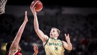 بسکتبال کاپ آسیا؛ قهرمانی استرالیا تنها با اختلاف یک امتیاز بسکتبال کاپ آسیا؛ قهرمانی استرالیا تنها با اختلاف یک امتیاز