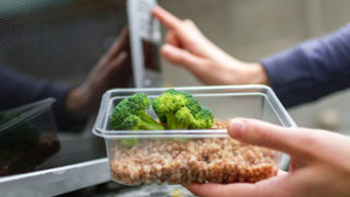 ۱۰ عادت تعجبآوری که میتوانند خطر ابتلا به دیابت را افزایش دهند+ راه حل ۱۰ عادت تعجبآوری که میتوانند خطر ابتلا به دیابت را افزایش دهند+ راه حل