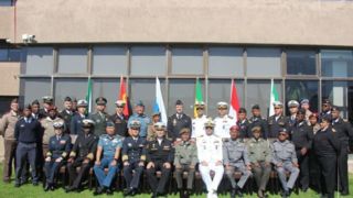 آغاز رزمایش مرکب دریایی بریکس در آفریقای جنوبی با حضور ۶ کشور از جمله ایران آغاز رزمایش مرکب دریایی بریکس در آفریقای جنوبی با حضور ۶ کشور از جمله ایران