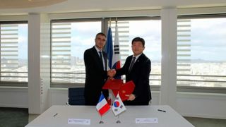 توافق کرهجنوبی و فرانسه در زمینه همکاریهای فضایی توافق کرهجنوبی و فرانسه در زمینه همکاریهای فضایی