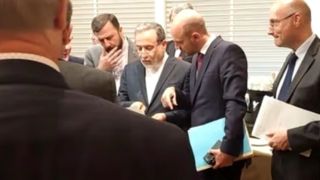 وزرای خارجه ایران و سه کشور اروپایی، سهشنبه در نیویورک مذاکرات هستهای برگزار میکنند وزرای خارجه ایران و سه کشور اروپایی، سهشنبه در نیویورک مذاکرات هستهای برگزار میکنند